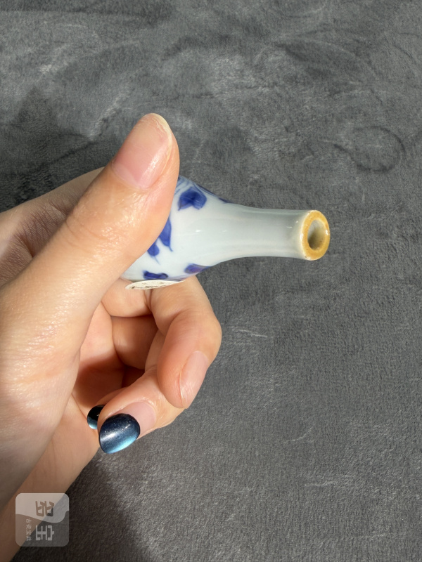 清早期青花花卉纹小瓶一组两件 - 图10